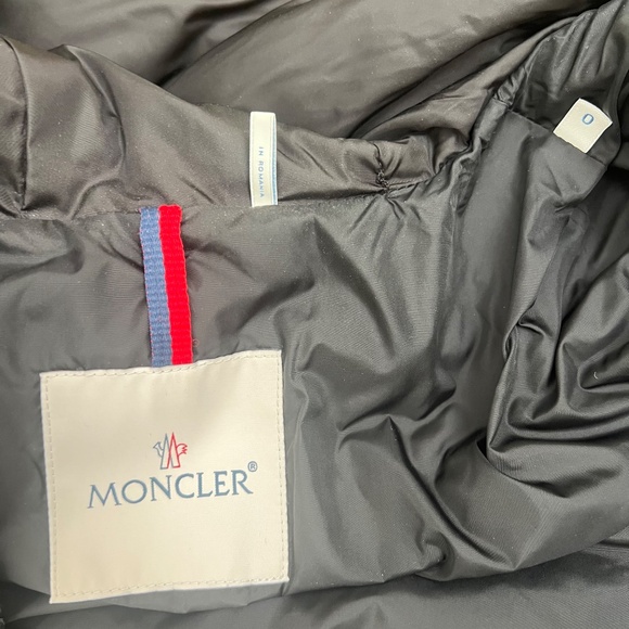 Moncler Talev Long Down Coat - Authentic Size 0 - Picture 8 of 11